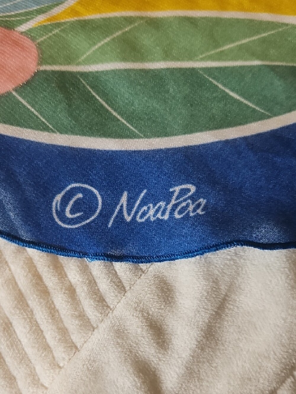 NoaPoa Butterfly Wing scarf - Picture 2 of 6